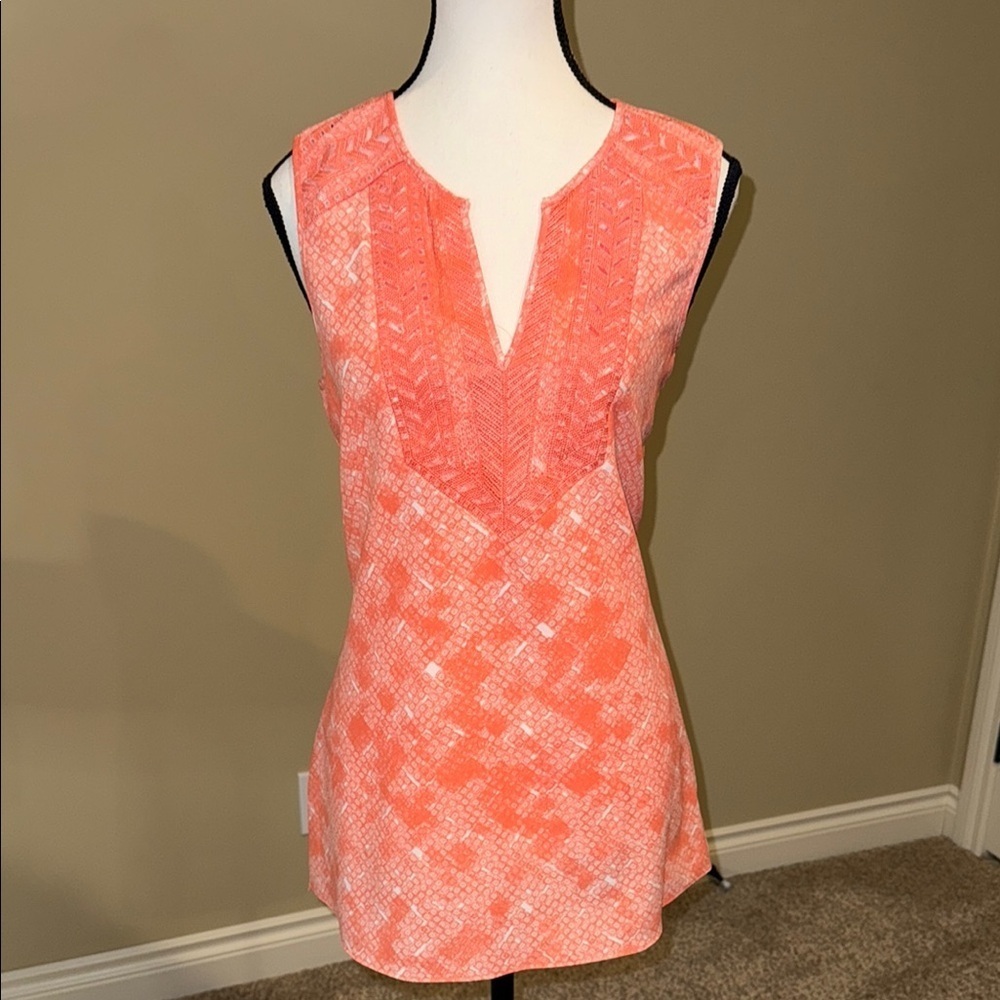 Le Chateau Orange Blouse with Lace Neckline Sleeveless Women’s Sz S